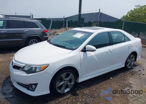 2014 Toyota Camry Se Sport из США, поврежденный, VIN 4T1BF1FK7EU348038